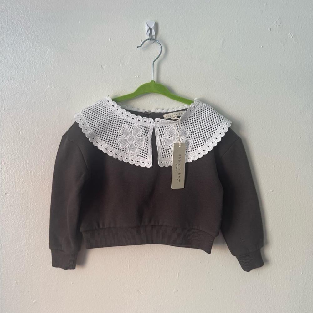 Copper Key Embroidered Collar Crewneck